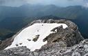 03-L'antecima ed il nevaio subito prima della vetta della Cima di Mezzo