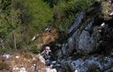 16-Breve canalino attrezzato sulla vetta meridionale del monte Cuzzer
