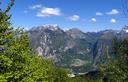 03-Erto e l'imbocco della val Zemola dalla Cima di Camp