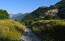 02-La strada che scende verso la diga del Vajont