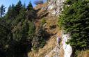11-La cengia erbosa che immette sul cadino sommitale del monte Chiadin