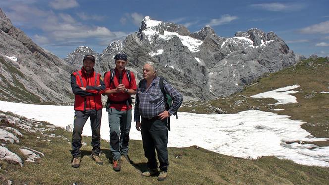 02-A forcella del Duranno con il CAI di Maniago