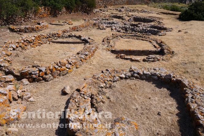 08-Il sito archeologico di Capo Graziano