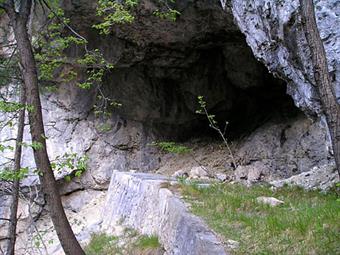 06-resti della postazione di vedetta capanna Cadramazzo