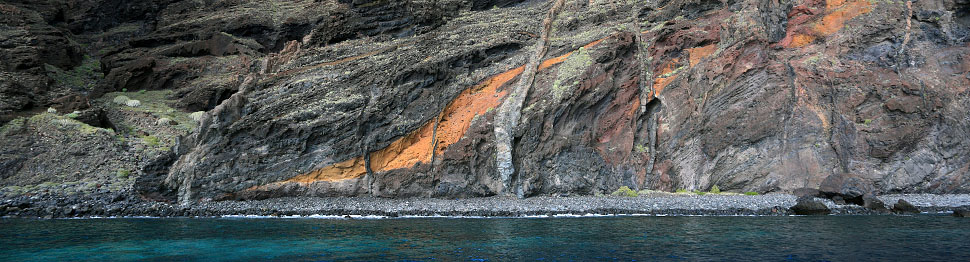 Stratificazioni colorate a Los Gigantes