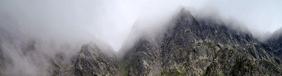 Nebbie sopra il lago di Chiusetta