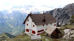 SentieriNatura 2012 -  06 - Rifugi Corsi e Pellarini