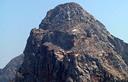 05-La vetta occidentale del monte Tinisa dalla cresta dell'Uccel di Tinisa