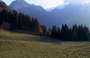 26-La sella erbosa tra il monte Glazzat e il Clapeit di Glazzat