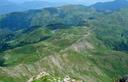 04-Il crinale erboso che si protende verso il monte Lodin