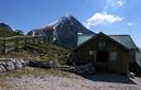 07-Il piccolo locale sempre aperto di malga Confin