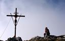05-La croce di vetta del monte Raut