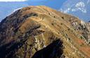 22-La vetta erbosa del monte Bottai dal monte Piombada