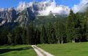 01-La pista che da malga Saisera si inoltra in val Saisera