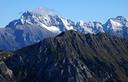 09-Il Chiadin ed il Montasio sullo sfondo dal monte Chiampon