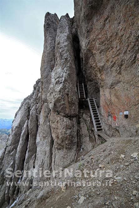 24-La scala in legno che conclude il sentiero Bepi Zac