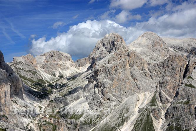 04-L'alta valle del Vaiolet con il Catinaccio d'Antermoia