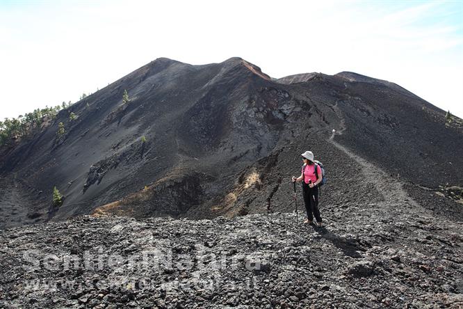 08-Paesaggio vulcanico lungo la Ruta de los Volcanes