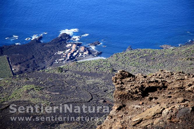 05-La colata di lava lambisce il mare - Vulcano San Antonio e Teneguia