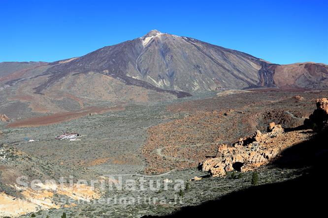 18-Il Teide e la spianata della caldera dalle pendici dell'Alto de Guajara