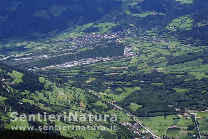 04-Il caratteristico tavolato della Val Venosta