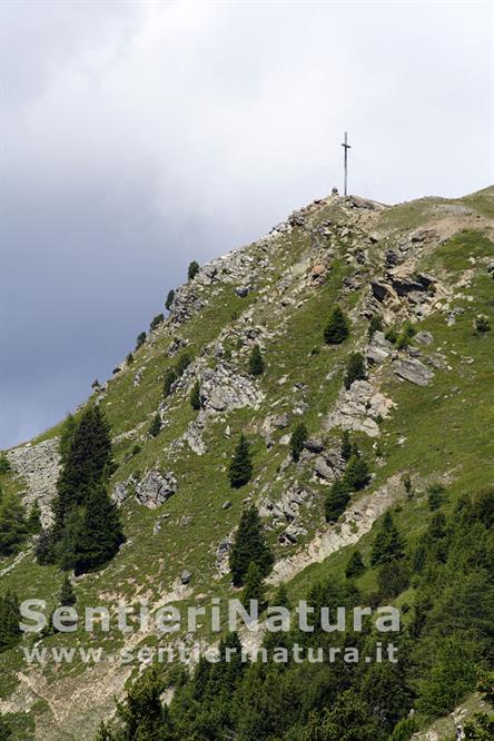 05-Lo spallone dello Spitzige Lun con la croce di vetta