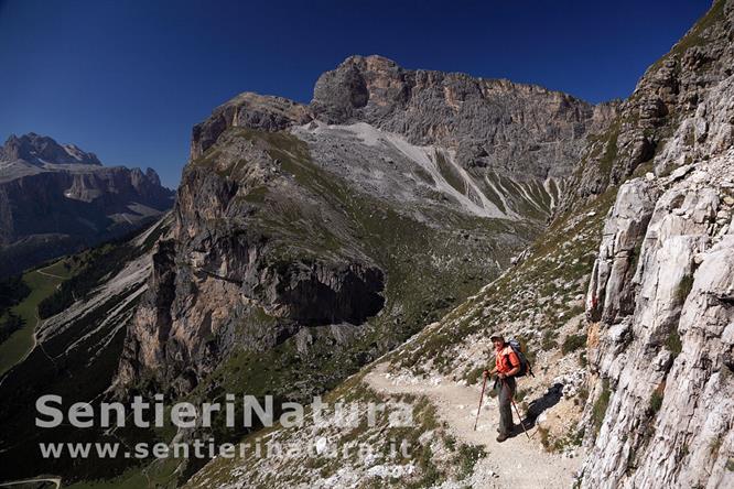 03-Sul sentiero per forcella Sassongher