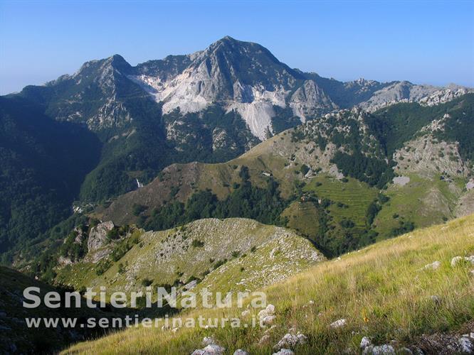 03-Il monte Altissimo con le cave