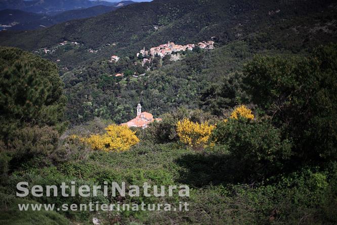 23-Marciana dal sentiero di discesa da La Tavola 