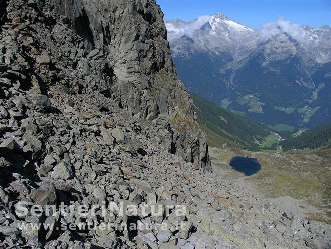 11-La salita al Rauchkofel con il lago di Chiusetta sullo sfondo