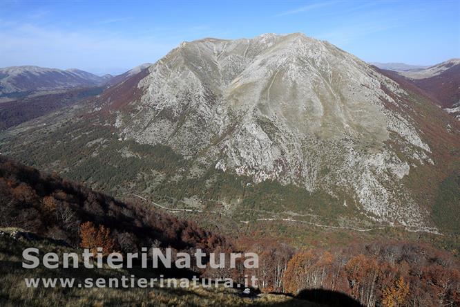 09-Il monte Marsicano dal monte Amaro