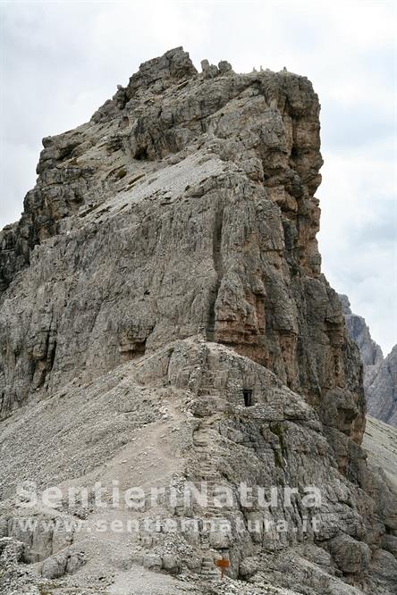 06-Scalinate e ricoveri della Grande guerra presso passo Fiscalino 