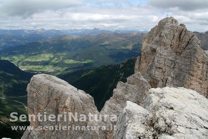 10-Il pulpito panoramico della Cima di Mezzo