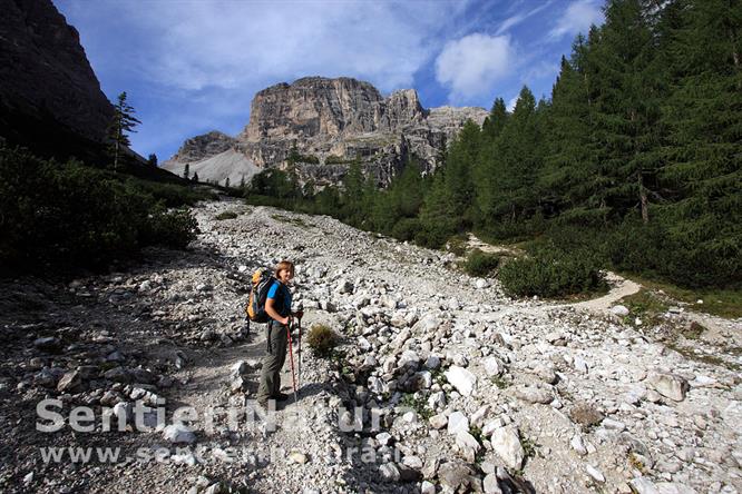 02-Croda dei Rondoi dal sentiero