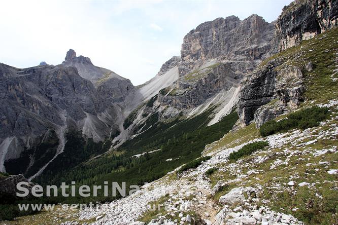 04-Il Passo Grande dei Rondoi dal sentiero per la Cima Piatta Bassa