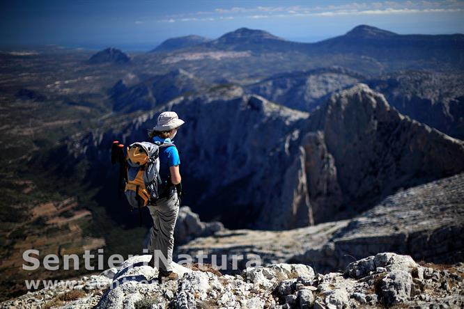 08-Sulla sommità di Punta Sos Nidos