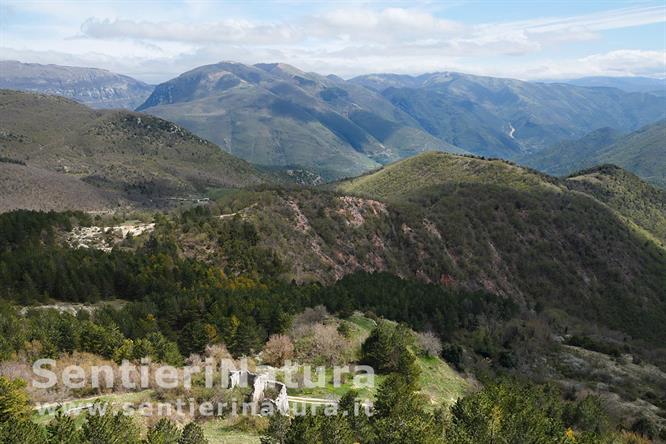 07-Panorama dalla cima di Castelmonte
