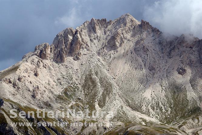 08-Il monte Prena dalla cima del Brancastello