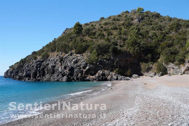 02-La bianca spiaggia del Pozzallo