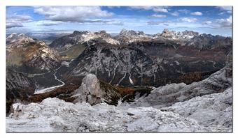 Grazie per la visita Flavia, in effetti ho sbagliato la macro per la riduzione dando troppo sharpen ed una eccessiva saturazione sulle tonalità calde. Questa dovrebbe essere meglio.