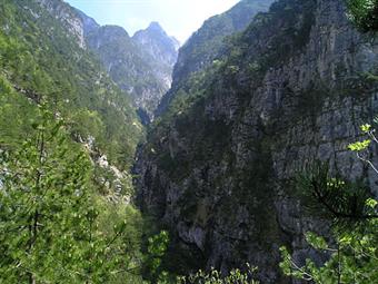 04-Il canale incassato della Val Cadramazzo