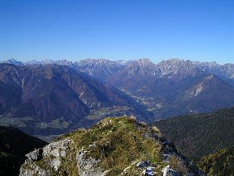 06-Dalla cima dell'Arvenis verso la Val Pesarina