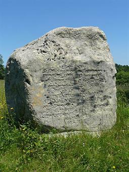 08 La pietra storica di Kamenica