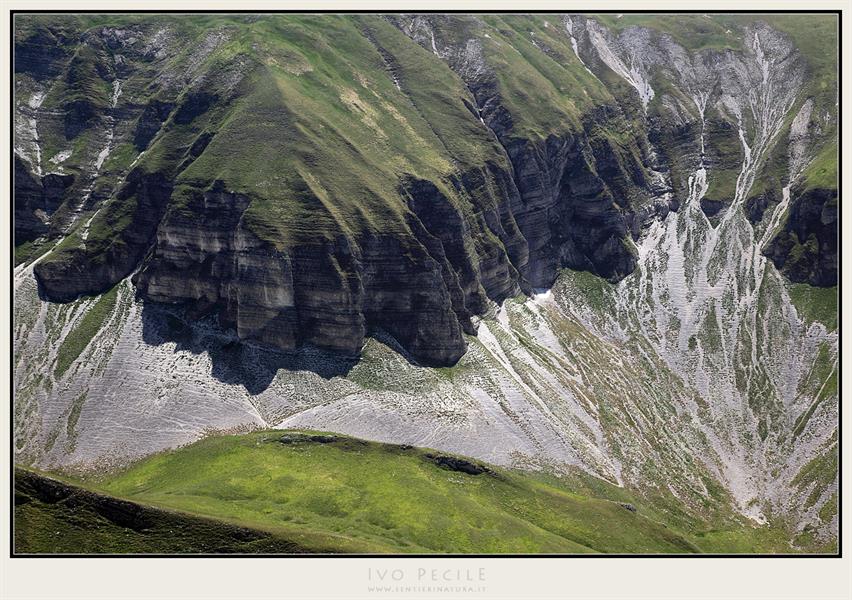 09-Stratificazioni rocciose in alta Val di Panico