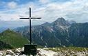 03-La piccola croce sulla vetta del monte Borgà