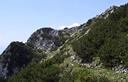 18-Tratto di mulattiera ancora ben conservato lungo la cresta orientale del monte Salinchiet