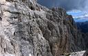 10-Le verticali pareti della Cima Alta del Vallone da forcella del Vallone