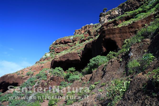 16-Banconate rocciose sulla sponda opposta del barranco Fagundo - da Don Pedro a El Tablado