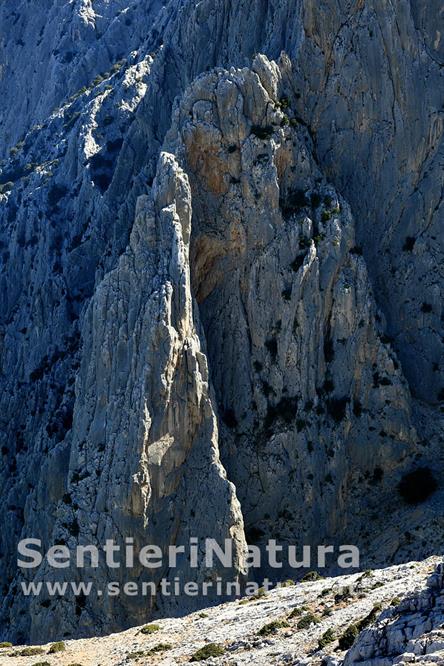 05-Lame rocciose sulle pendici del monte Cusidore
