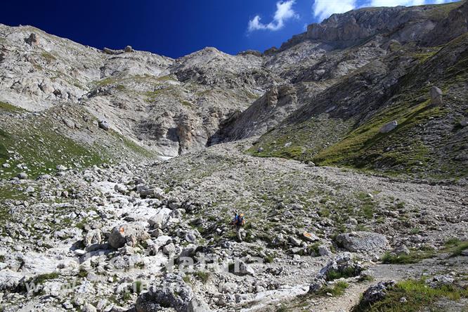 03-Valloni pietrosi alle pendici del monte Camicia